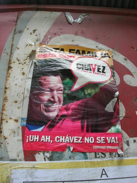 Hei, hei, Chavez lahde ei!