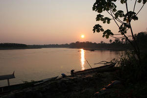 Sunset on the Madre de Dios (Day 6)
