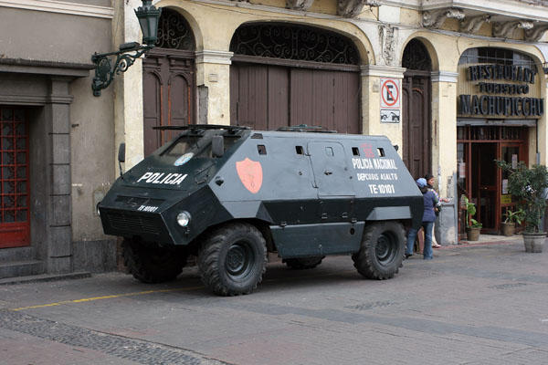 Peruvian police car