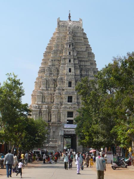 huge temple at Hampi