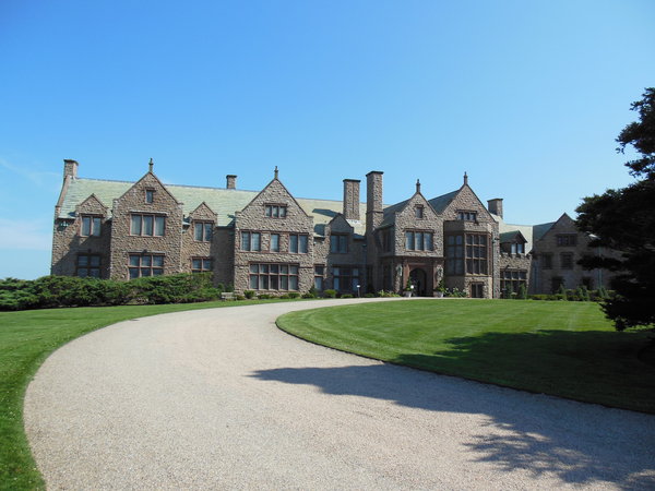Duke Mansion - home of Doris Duke