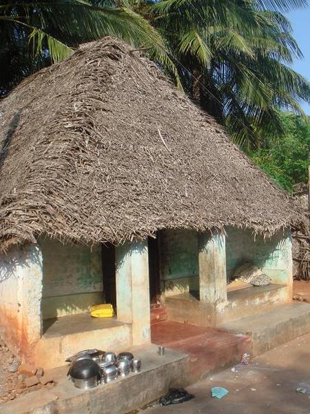 Domcek v Pondicherry - po umyvani riadov