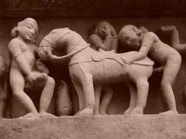 Khajuraho - detail z Lakshmana Temple