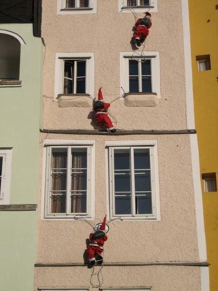 Window decorations in Salzburg