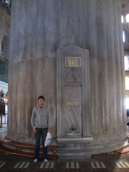 Huge column in the Blue Mosque!
