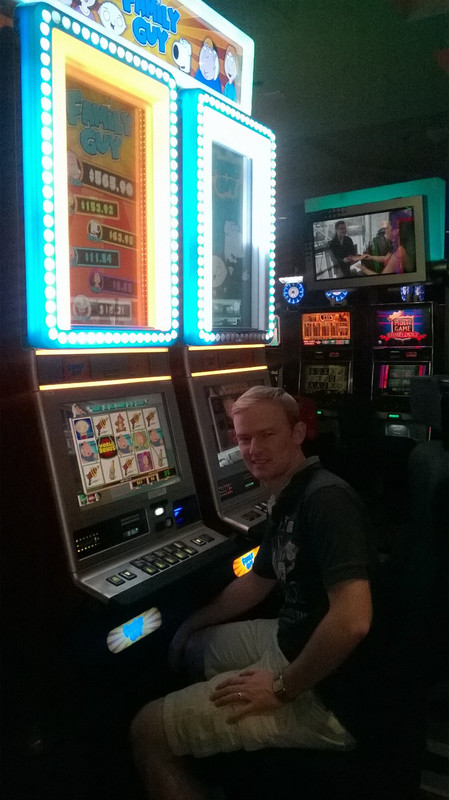 Dave on the Family Guy Slots