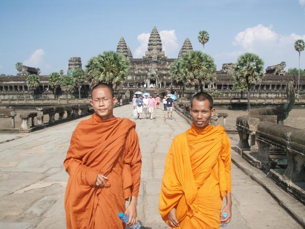 2 Monks at Angkor Wat