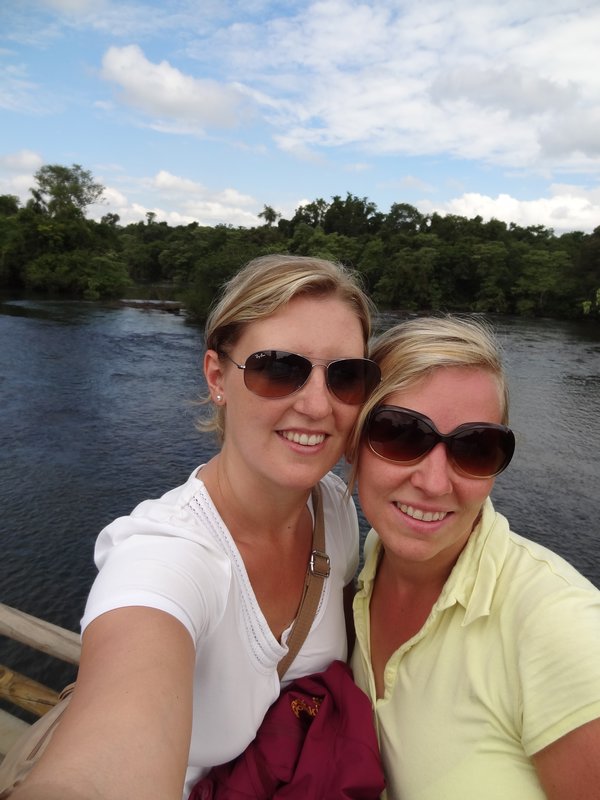Zwei Grazien in Iguazu