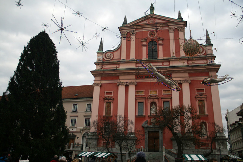 A very pink Franciscan Church in Ljubljana