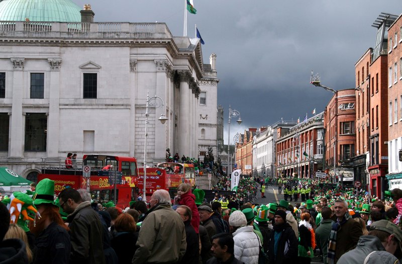 crowds in Dame Street
