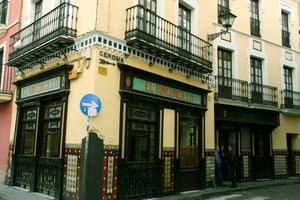 the oldest tapas bar in Seville