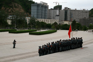 army visiting the museum in Yan'an