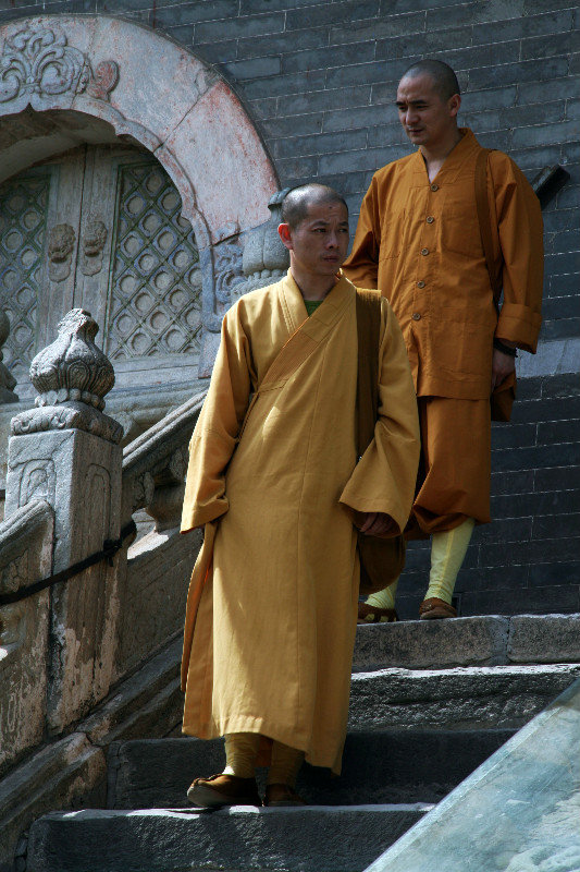 monks at Pusa Ding Temple