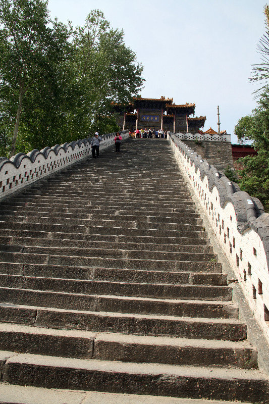 108 steps to Pusa Ding Temple