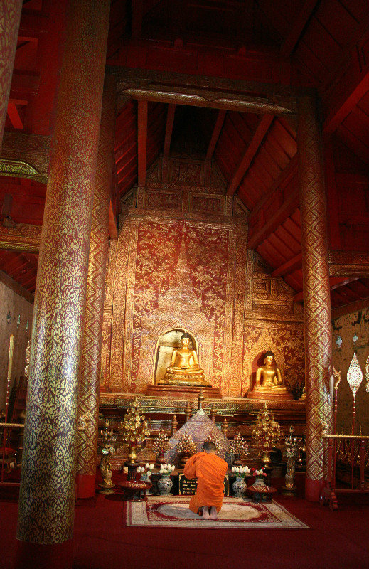 inside the small temple at Phra Singh
