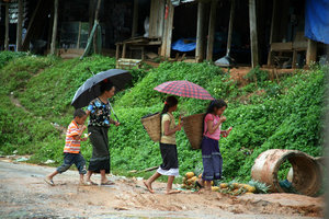 local family in Muang Khoun