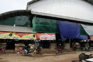 marketplace in Sam Neua