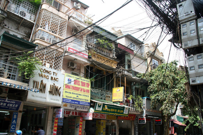 very narrow buildings in Hanoi