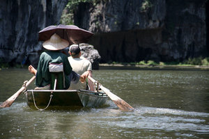 boat trip around Tam Coc...