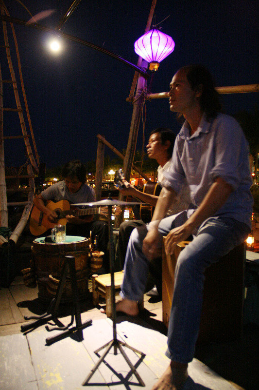 live music at one of the boats - incredible evening!