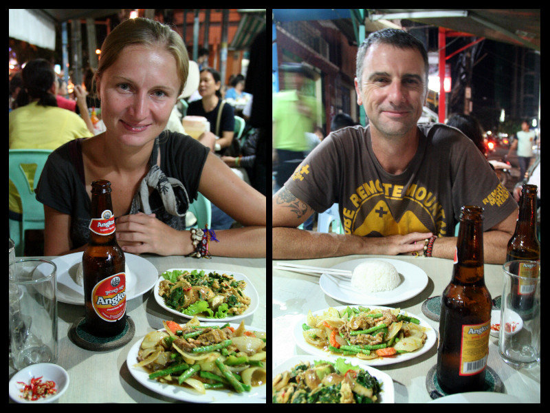 enjoying our Khmer dinner... and Angkor! :)