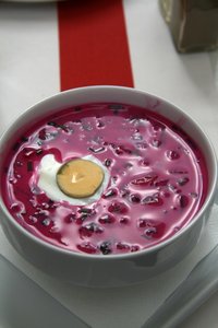 Beautiful soup for a summer's day - chłodnik (cold beet soup)