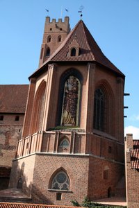Teutonic Castle in Malbork with the reconstructed Virgin Mary statue