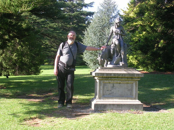 Adelaide Botanic Garden Sculpture