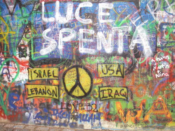 Lennon Wall VI