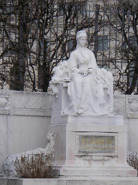 "Sissy" monument