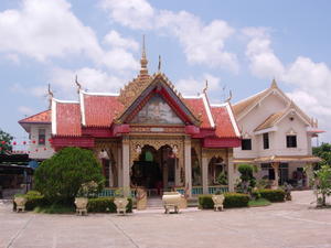 Wat Nikrodharam
