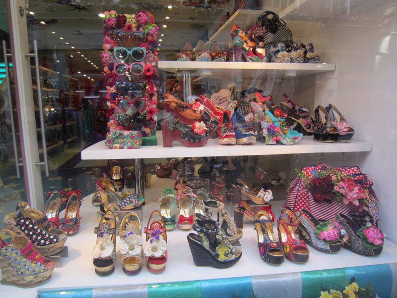 Summer shoes, Carnaby street | Photo