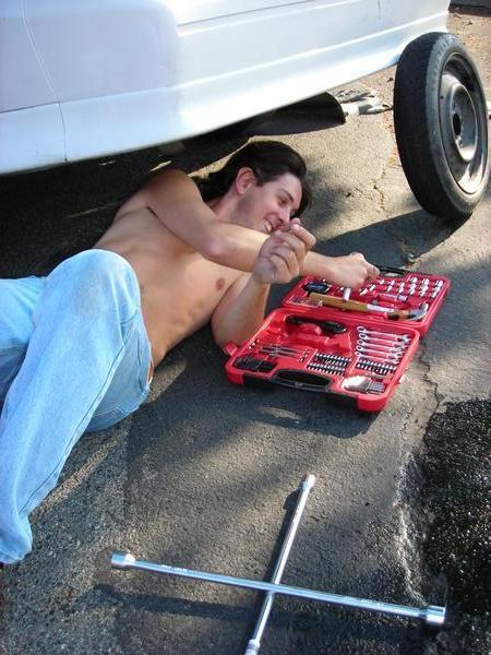 Arreglando el coche