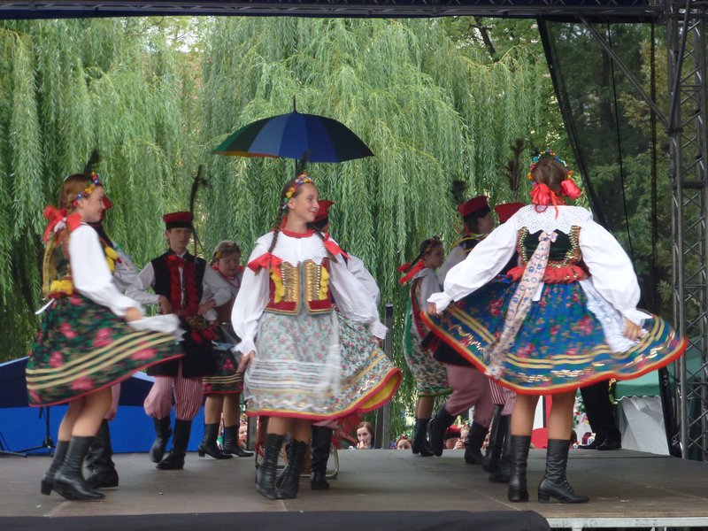 Krakow Polish dancing 4