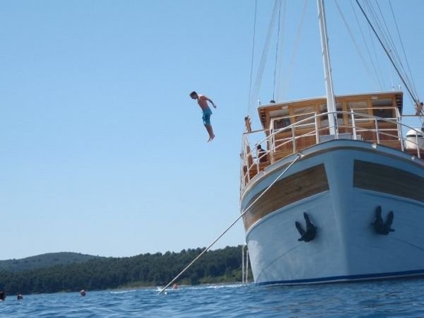 Mljet - Nathan jumping off the boat
