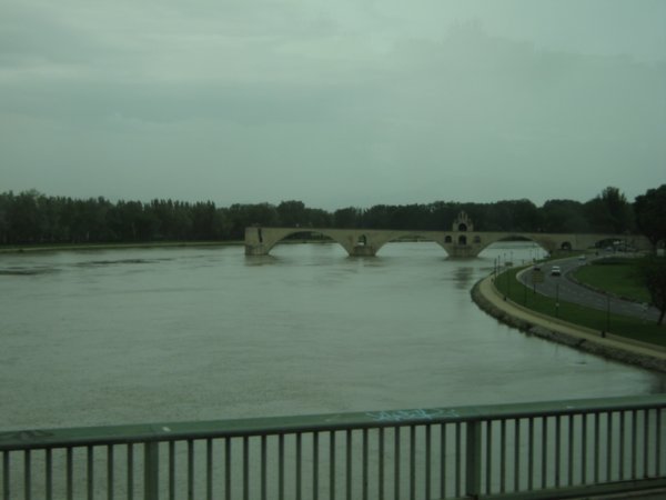 Avignon - Bridge to nowhere