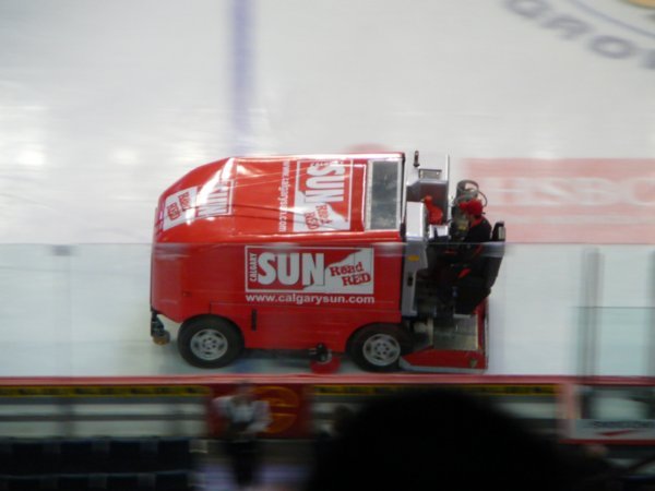 Ice Hockey - Calgary Flames v LA Kings (13)