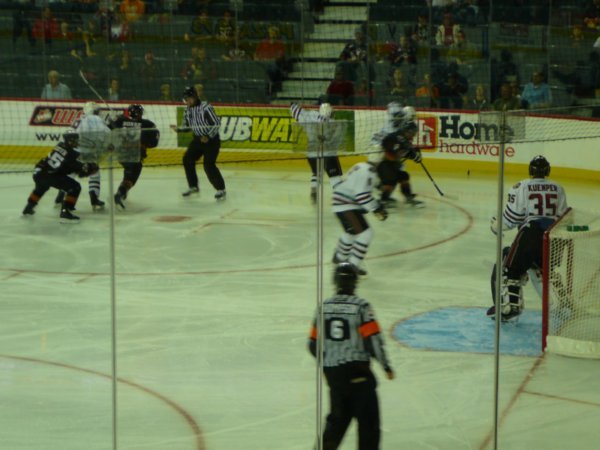 Calgary Hitmen Ice Hockey Game (38)