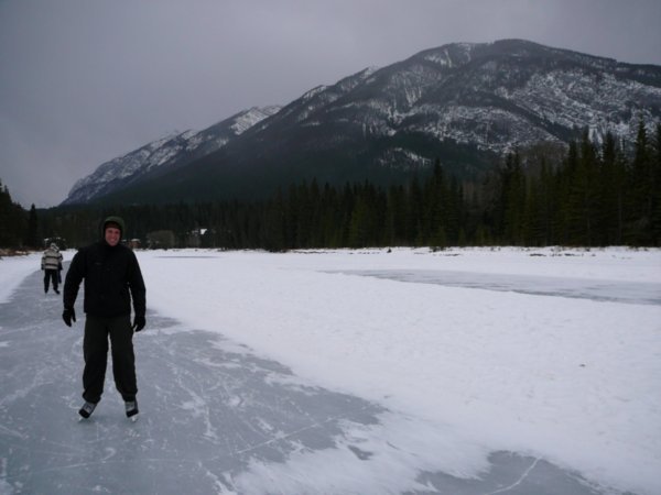 Banff - Ice Skating (9)