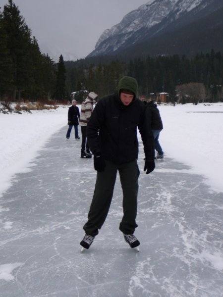 Banff - Ice Skating (6)