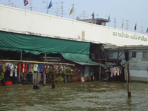 Flooding at the jetty for the Wat Arun ferry