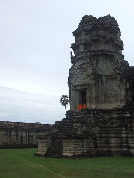 Buddhists monks at Angkor Wat