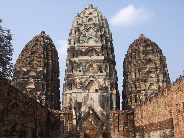 Angkor or Sukothai..?