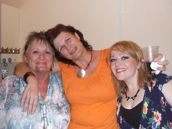 Suzanne, Susan and June