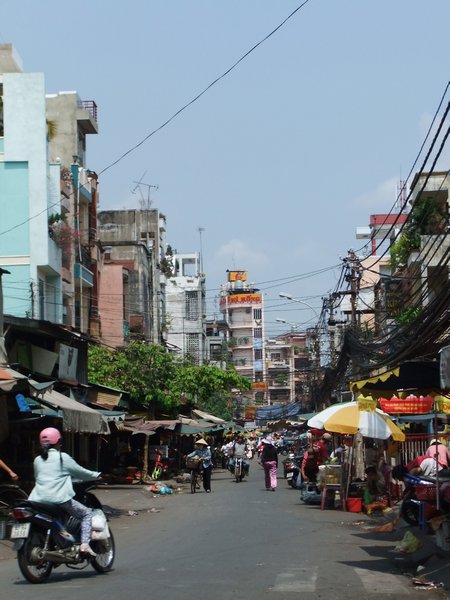 Walking towards Ba Chieu market