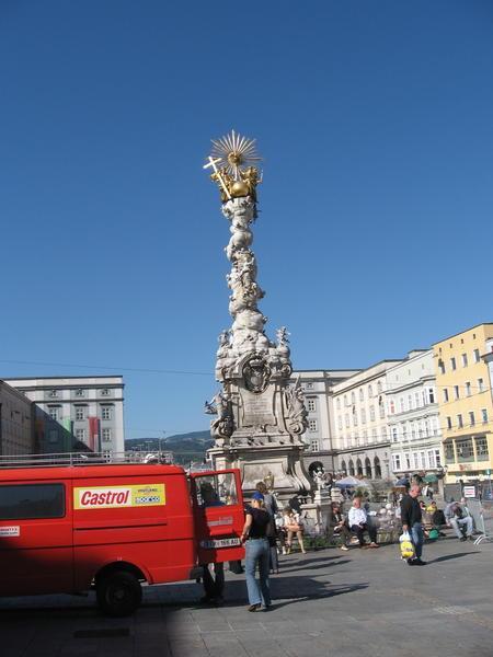 monument to the plague...