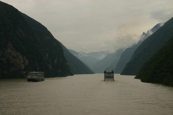 You get quite alot of boats on the Yangtze