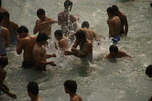 A waterfight in the holy Ganges