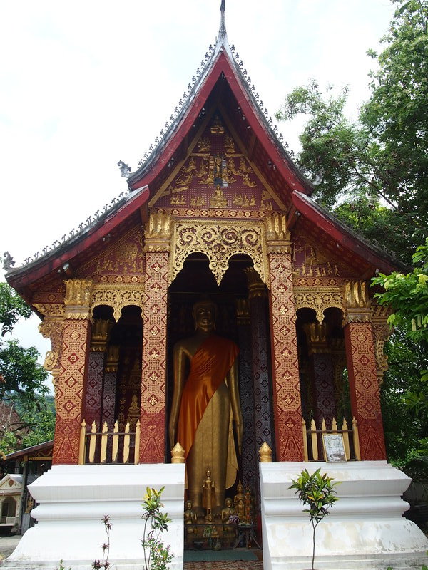 Wat and large Buddha