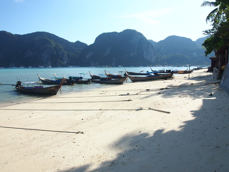 Longtail boat beach